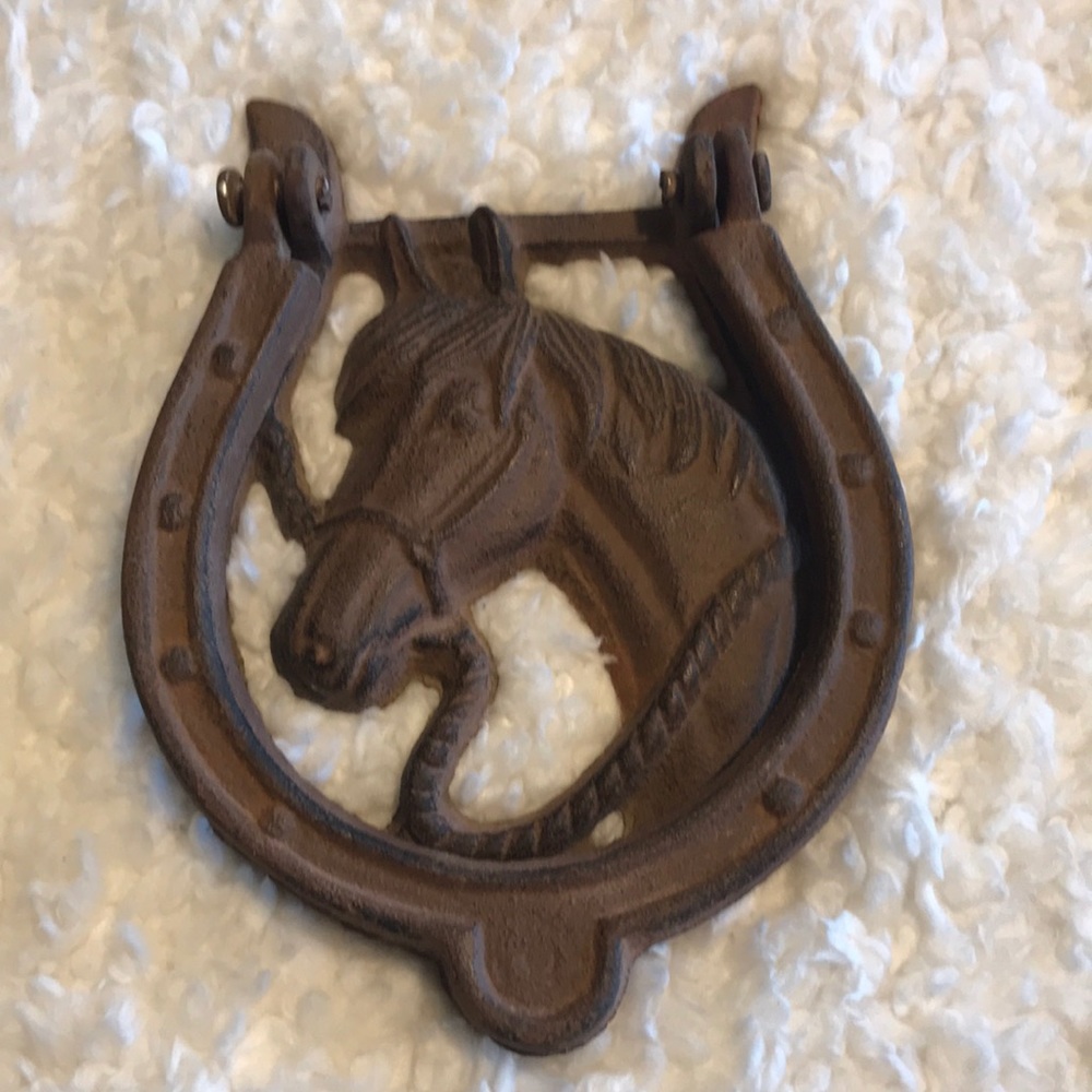 Cast iron Horseshoe / Horse head Door Knocker